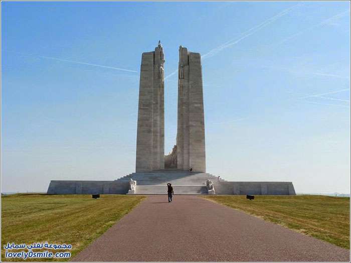نصب فيمي التذكاري الوطني الكندي في فرنسا