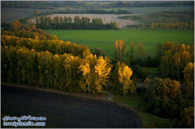 الخريف في جبال كازاخستان