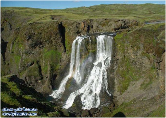 من أجمل الشلالات في إيسلندا