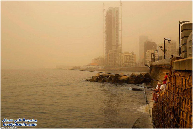 أسوأ عاصفة رملية تضرب لبنان