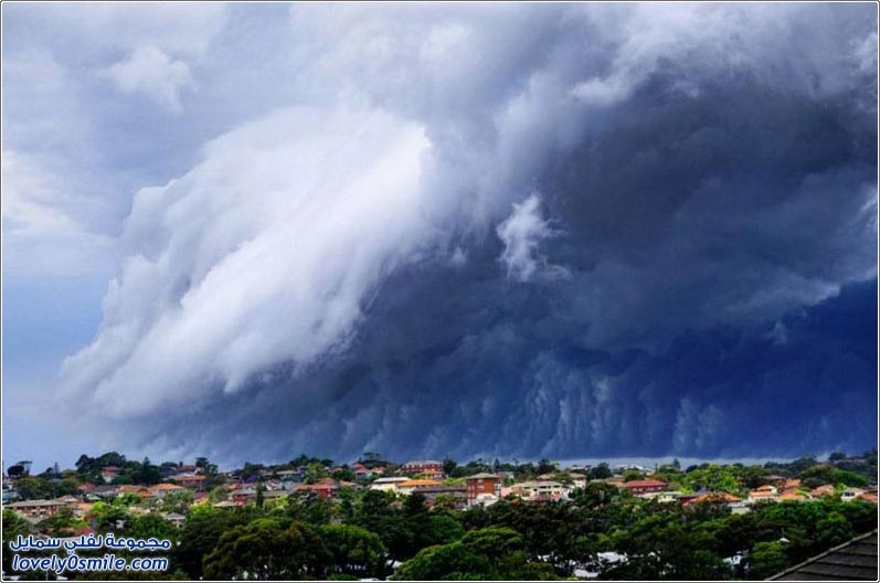 تسونامي من الغيوم يغمر مدينة سيدني الأسترالية