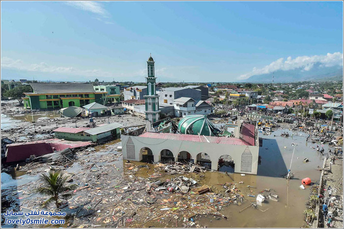 صور من الزلزال المدمر والتسونامي في إندونيسيا
