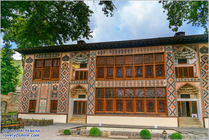 القصر الملكي في مدينة شاكي في أذربيجان