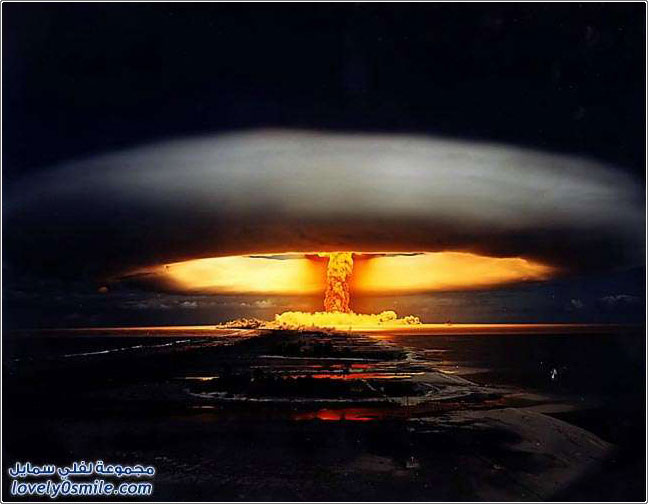 صور انفجار قنبلة نووية