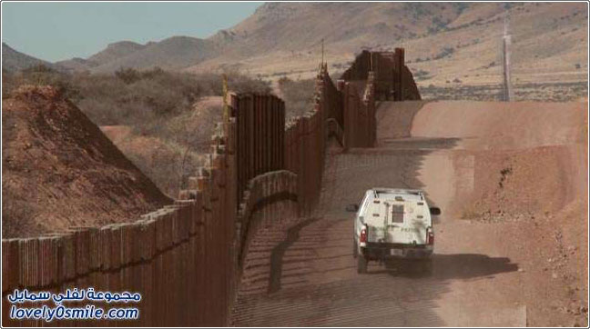 جدار الحدود بين الولايات المتحدة والمكسيك