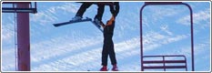 إنقاذ طفل علق في مصاعد التزلج