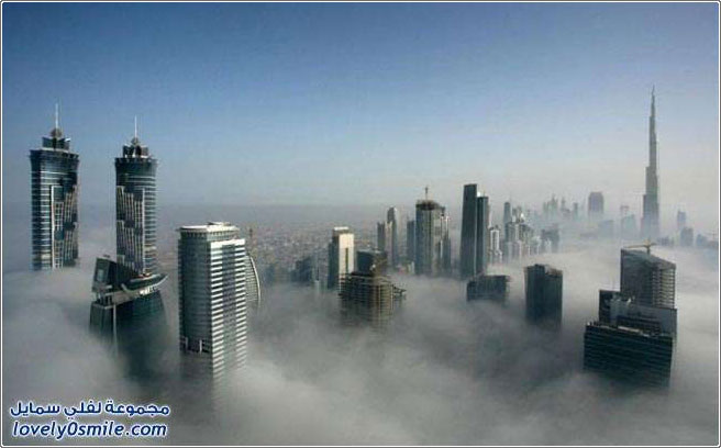 الضباب يغطي دبي